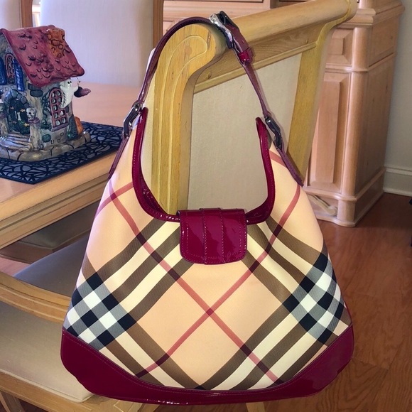 BURBERRY BROOKE NOVA CHECK PATENT LEATHER CANVAS HOBO SHOULDER BAG - Picture 2 of 15